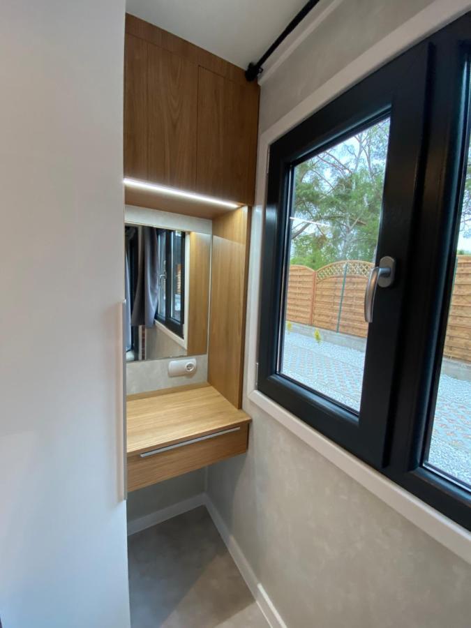 Domy Nad Morzem - Chata Pirata- Tiny House Dziwnów Kültér fotó