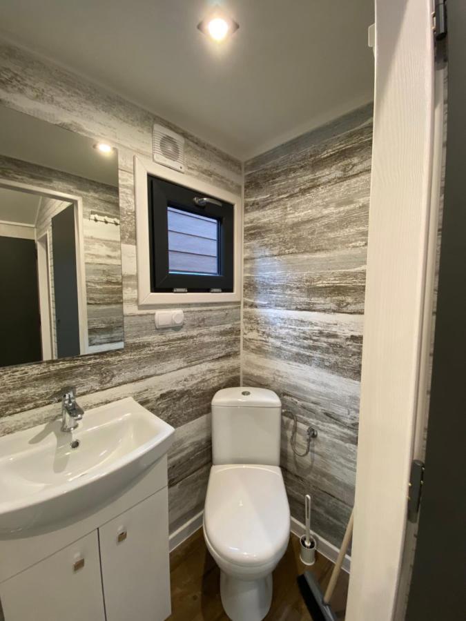 Domy Nad Morzem - Chata Pirata- Tiny House Dziwnów Kültér fotó